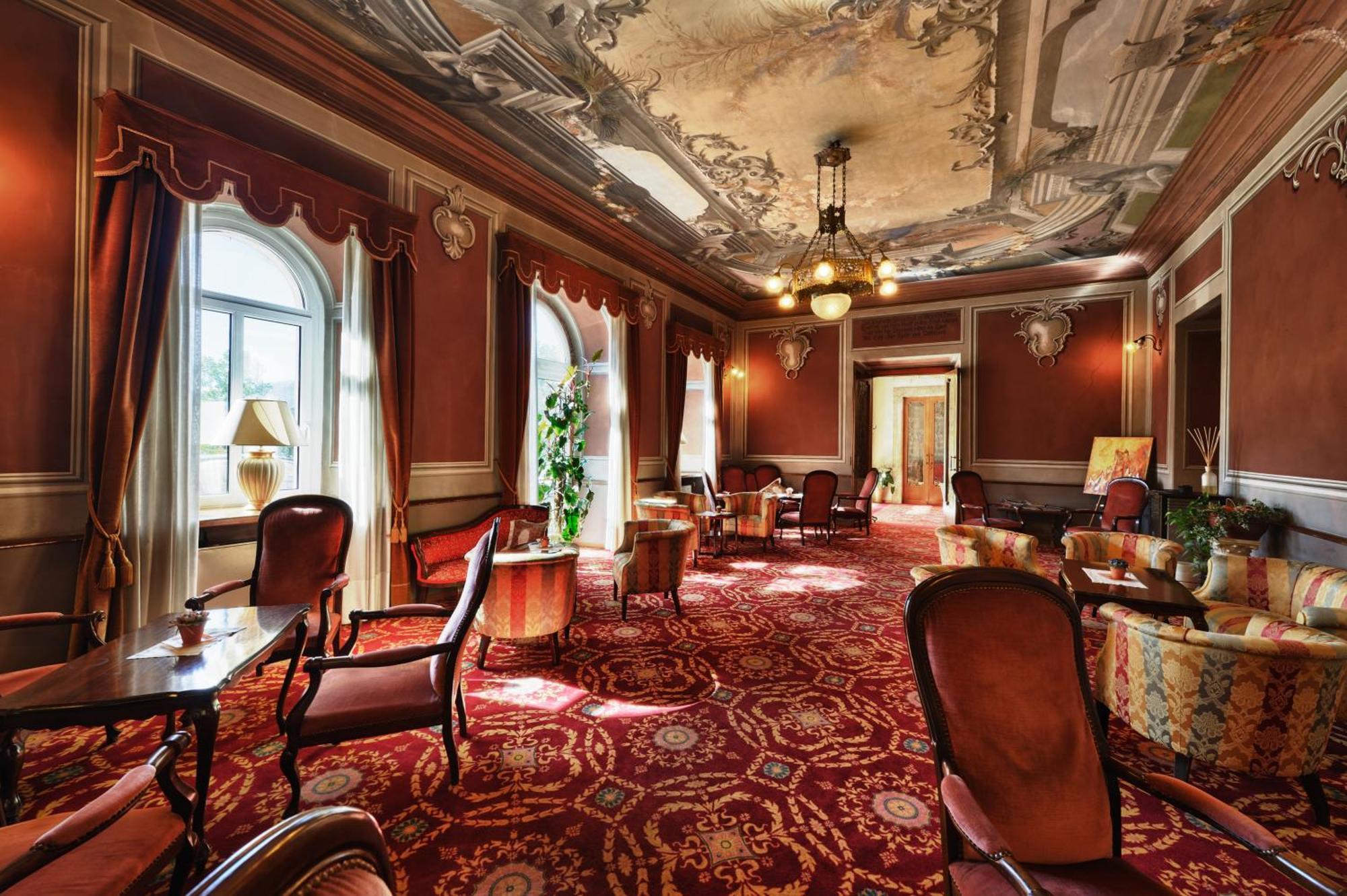 Hotel Eden Левико Терме Екстериор снимка