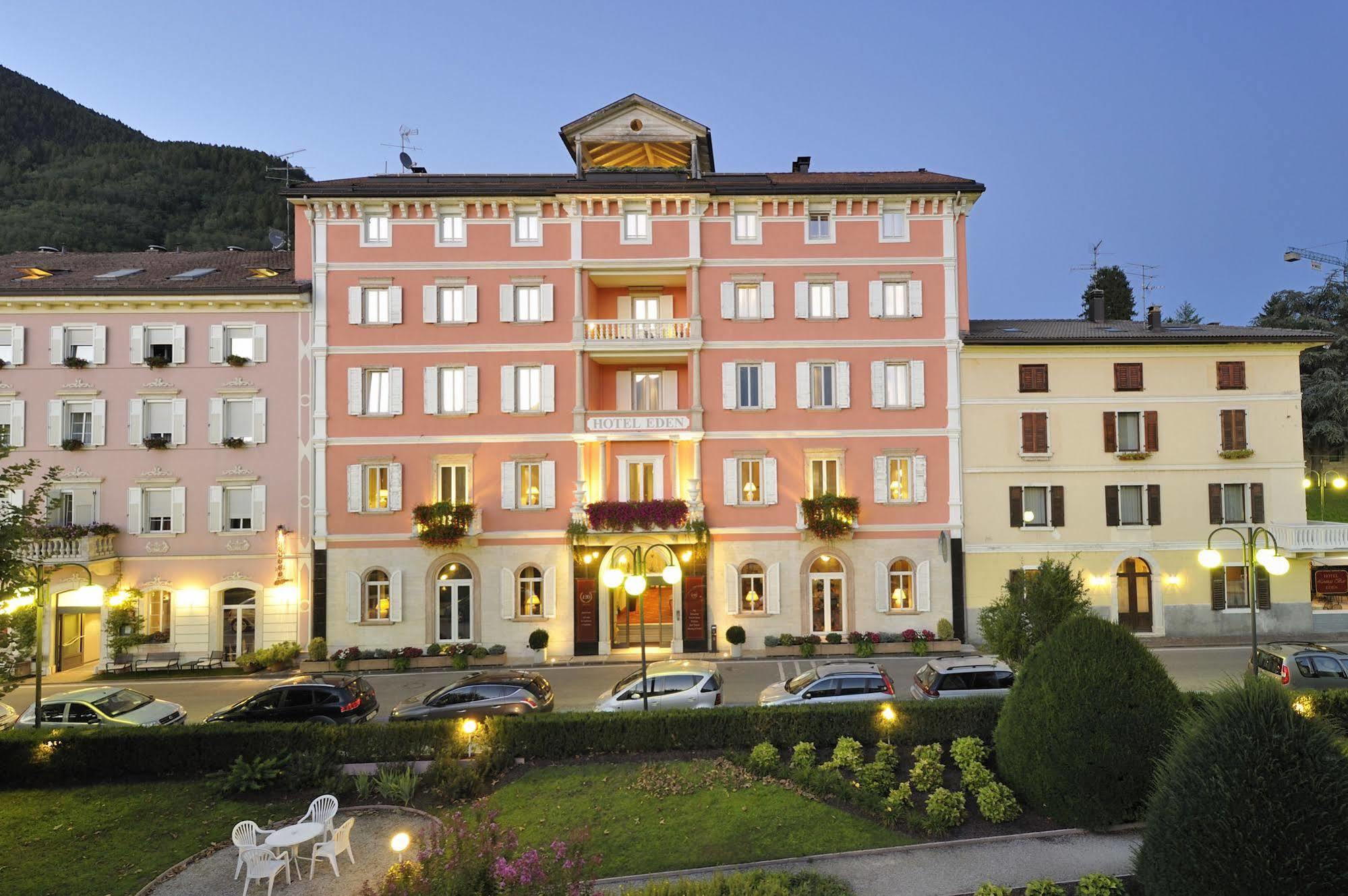 Hotel Eden Левико Терме Екстериор снимка