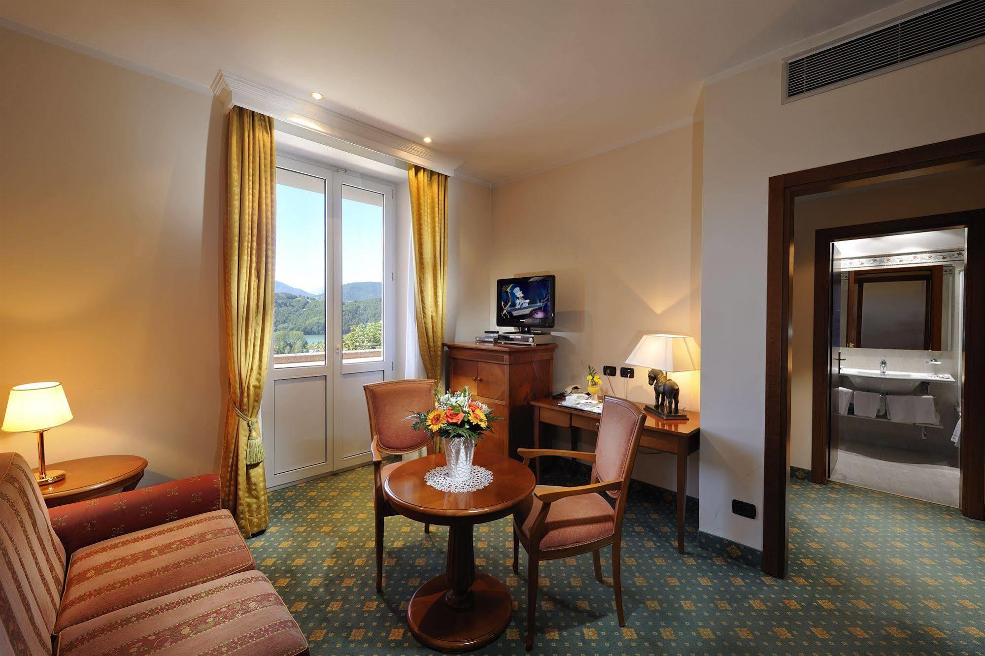 Hotel Eden Левико Терме Екстериор снимка